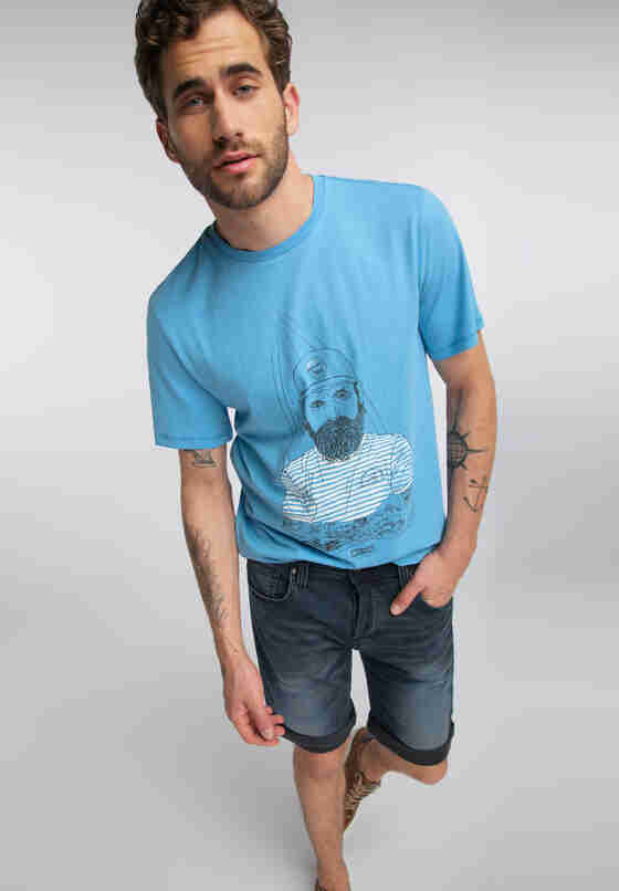 T-Shirt Illustration Tee, Blau, model