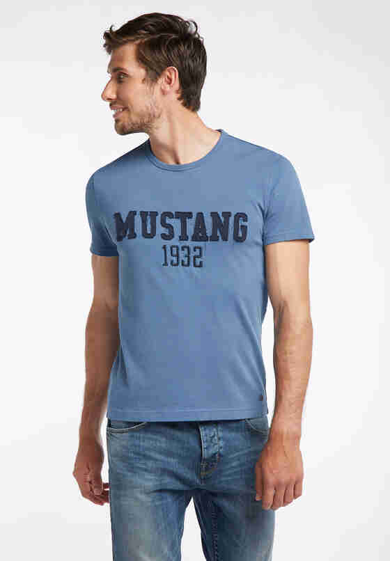 T-Shirt Patch-Shirt, Blau, model