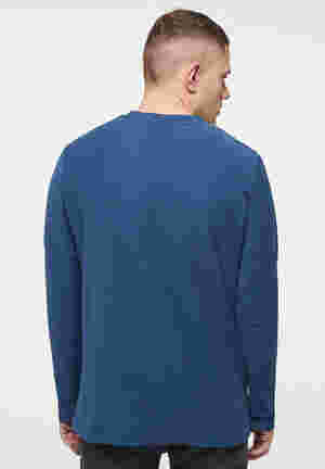 T-Shirt Style Adrian C Henley