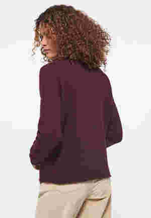 Sweater Style Carla C Knot