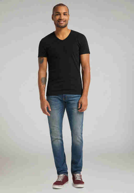 T-Shirt Aaron V Basic, Schwarz, model