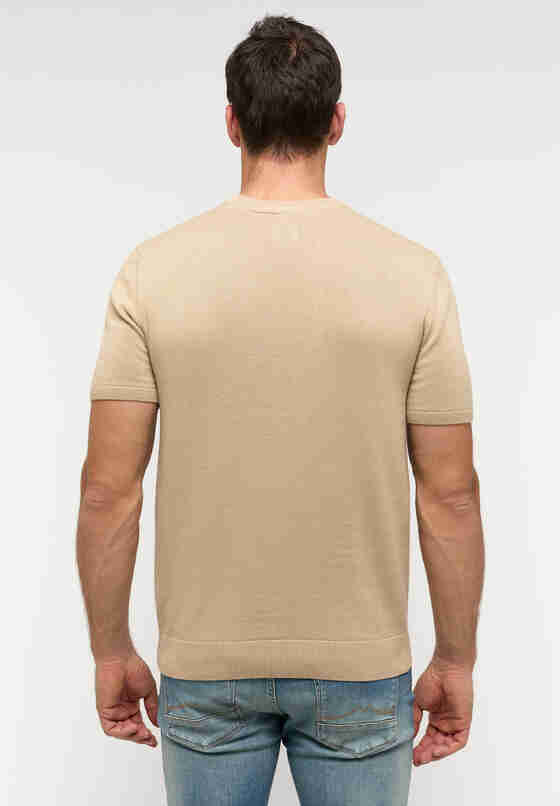 T-Shirt T-Shirt, Braun, model