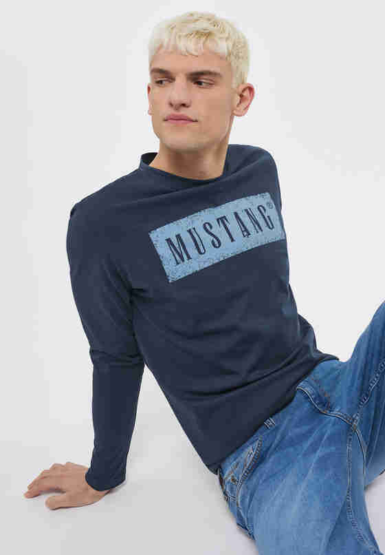 T-Shirt Langarmshirt, Blau, model