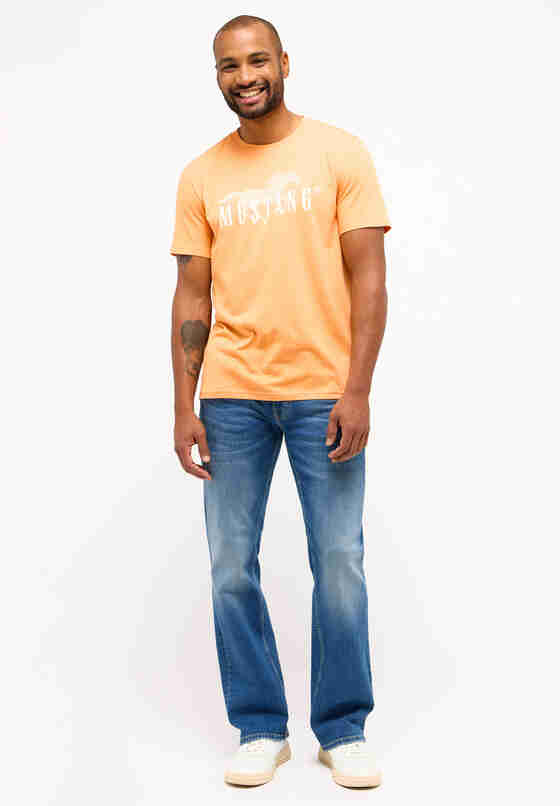 T-Shirt T-Shirt, Orange, model