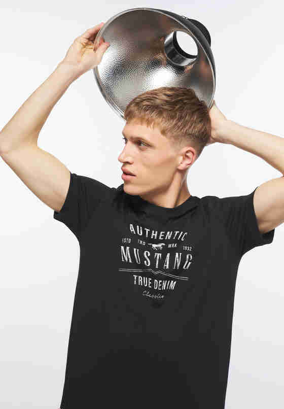 T-Shirt Style Alex C Print, Schwarz, model